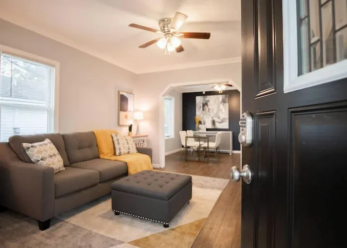 The Corner - Contemporary 2bd In